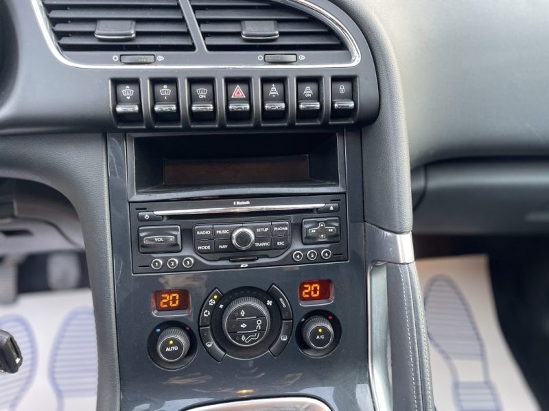 PEUGEOT 3008 2.0 HDI 150 CH ALLURE 2010