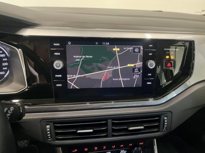 VOLKSWAGEN Polo VI 1.0 TSI 95ch R-Line BVM 5 Portes GARANTIE 6 MOIS 