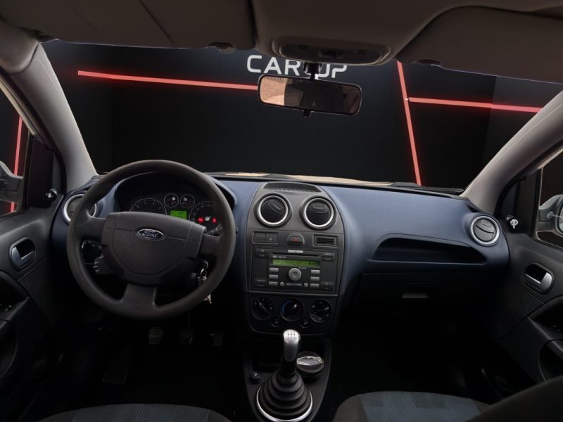 FORD FIESTA 1.3 essence 69 cv Trend