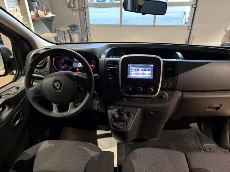 RENAULT TRAFIC 3  L2 2.0 DCI 120CH COMBI - RADARS RECUL - GPS  2020