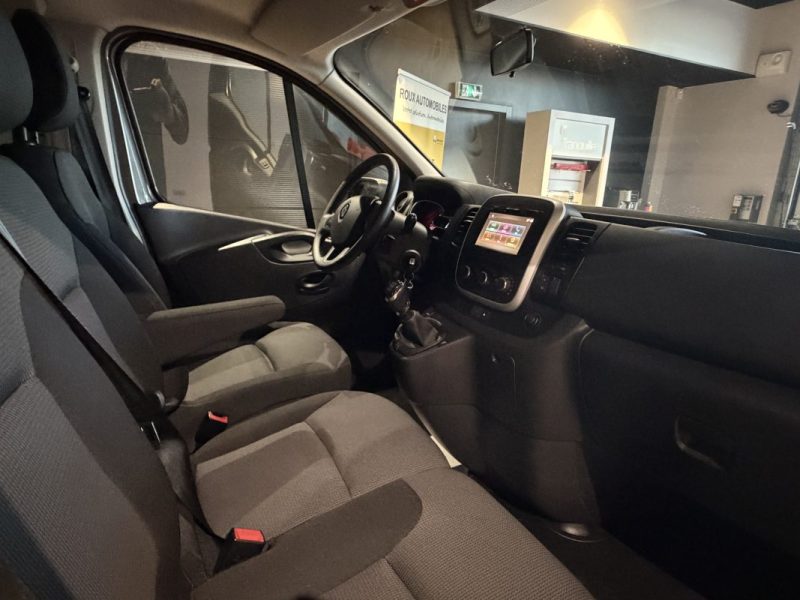 RENAULT TRAFIC 3  L2 2.0 DCI 120CH COMBI - RADARS RECUL - GPS  2020