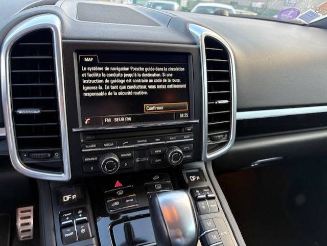 PORSCHE CAYENNE 3.0 S E-HYBRID  416CV SUIVIE COMPLET PORSCHE  2013