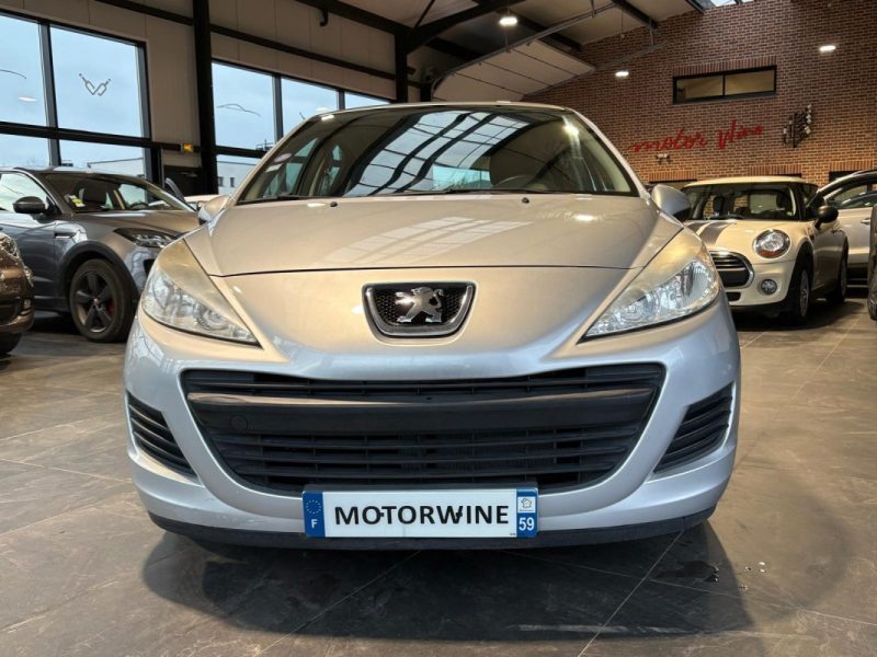 🔹 Peugeot 207 – Finition Active – 1.4 75 chevaux – 5 portes - Kit distribution 4 pneus neufs  