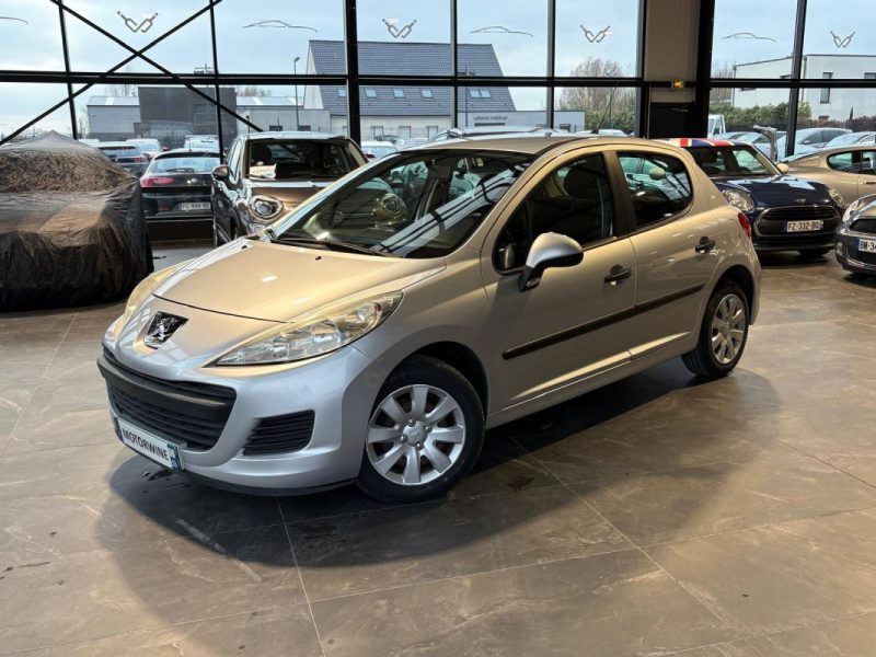 🔹 Peugeot 207 – Finition Active – 1.4 75 chevaux – 5 portes - Kit distribution 4 pneus neufs  