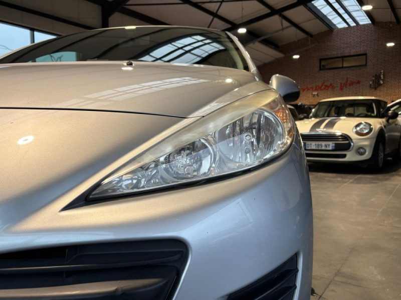 🔹 Peugeot 207 – Finition Active – 1.4 75 chevaux – 5 portes - Kit distribution 4 pneus neufs  