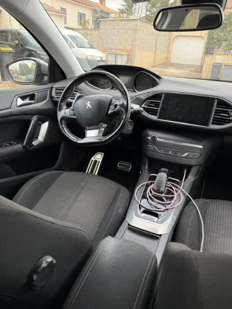 PEUGEOT 308 II II 1.2 THP  130 CV BO DISTRIBUTION NEUVE 