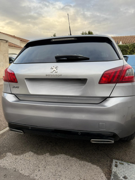 PEUGEOT 308 II II 1.2 THP  130 CV BO DISTRIBUTION NEUVE 