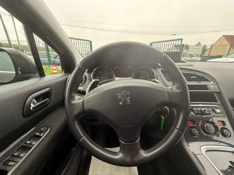PEUGEOT 5008 7 PLACES BOITE AUTO 1.6 HDI 110CV PREMIUM BMP6 2010