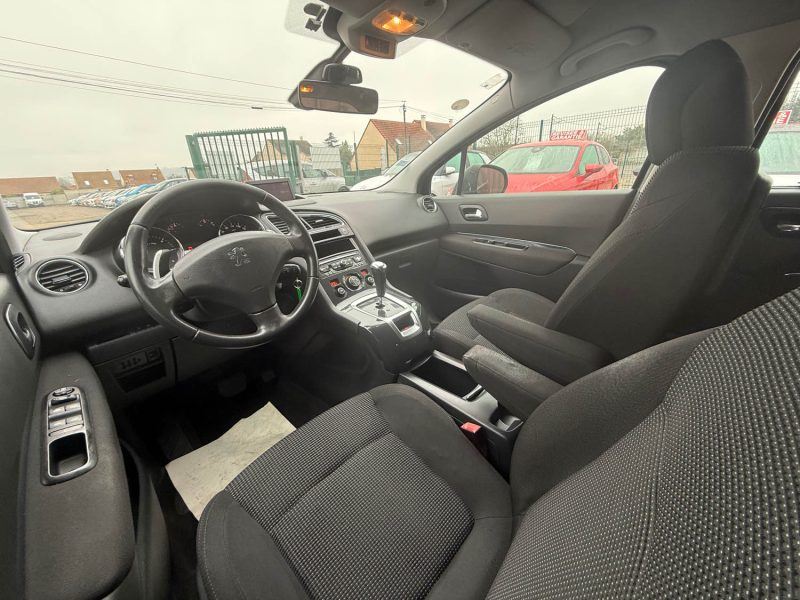 PEUGEOT 5008 7 PLACES BOITE AUTO 1.6 HDI 110CV PREMIUM BMP6 2010