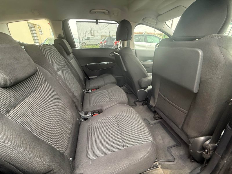 PEUGEOT 5008 7 PLACES BOITE AUTO 1.6 HDI 110CV PREMIUM BMP6 2010