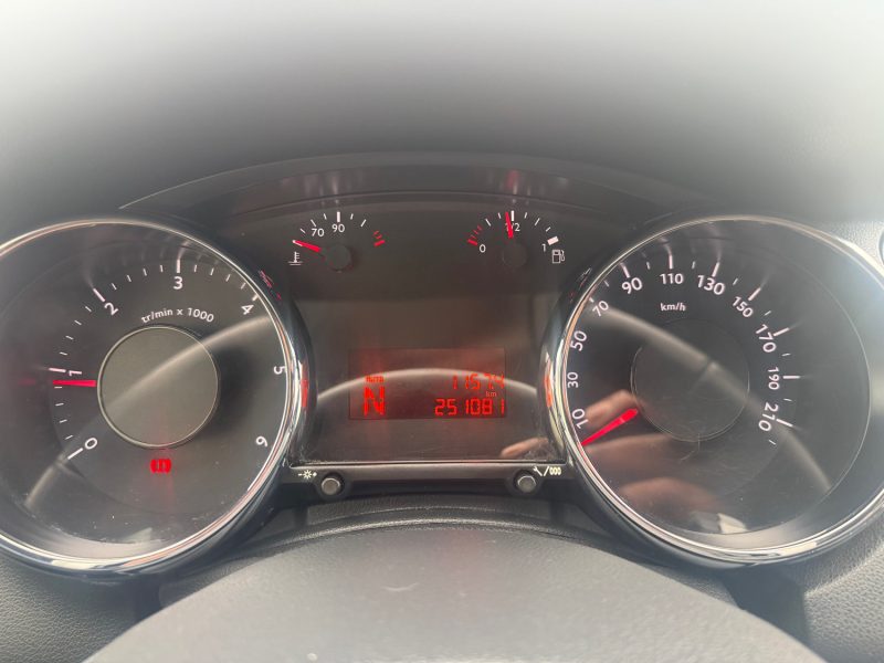 PEUGEOT 5008 7 PLACES BOITE AUTO 1.6 HDI 110CV PREMIUM BMP6 2010