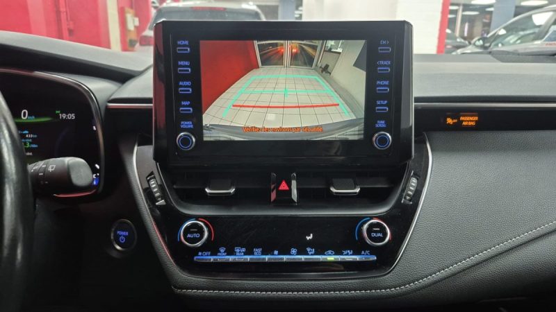 TOYOTA COROLLA TOURING SPORTS 122cv DYNAMIC BUSINESS/1 ERE MAIN/TVA RECUPERABLE