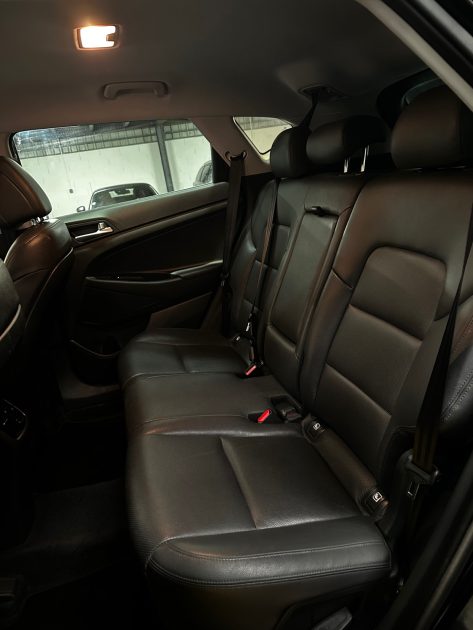 MAGNIFIQUE HYUNDAI TUCSON CREATIVE 1.6 132 CH (FULL SUIVI D’ENTRETIEN, SIÈGES CHAUFFANTS)