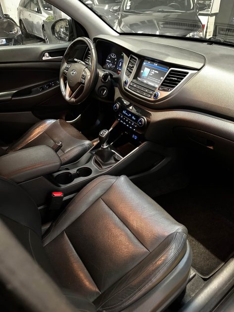 MAGNIFIQUE HYUNDAI TUCSON CREATIVE 1.6 132 CH (FULL SUIVI D’ENTRETIEN, SIÈGES CHAUFFANTS)