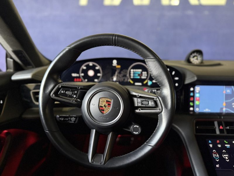 PORSCHE TAYCAN TURBO 680 CH / MY21 / 1er MAIN / CARBONE / SUIVIE PORSCHE COMPLET / 2020 /