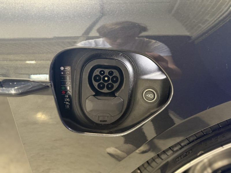 PORSCHE TAYCAN TURBO 680 CH / MY21 / 1er MAIN / CARBONE / SUIVIE PORSCHE COMPLET / 2020 /