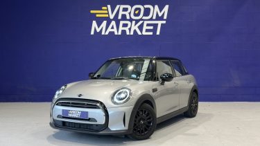 Mini Cooper 136ch Premium Plus - Toit ouvrant - Sièges chauffants - Harman Kardon - Caméra de recul