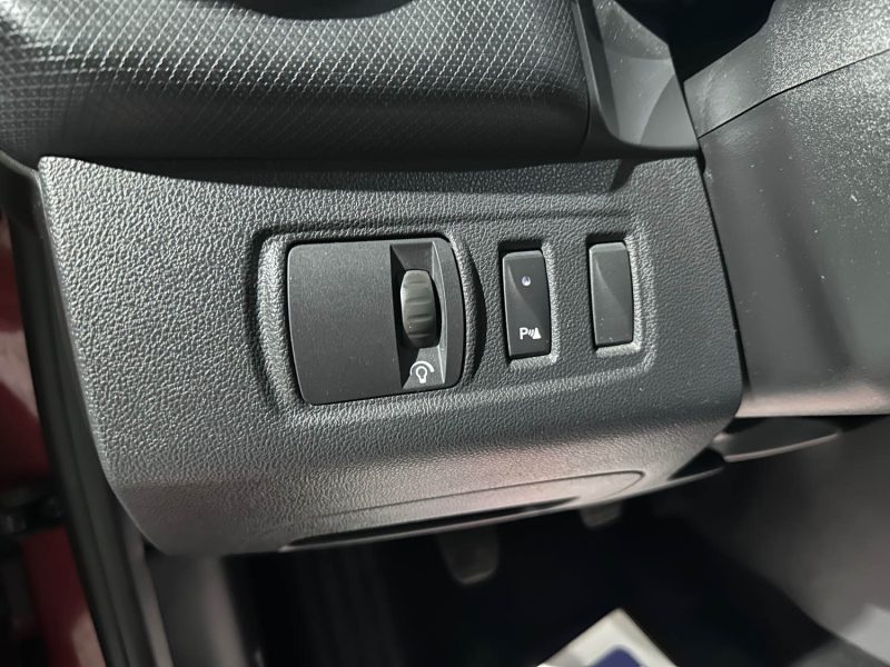 RENAULT CLIO IV 0.9 TCE 90CH INTENS 