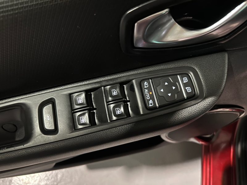 RENAULT CLIO IV 0.9 TCE 90CH INTENS 