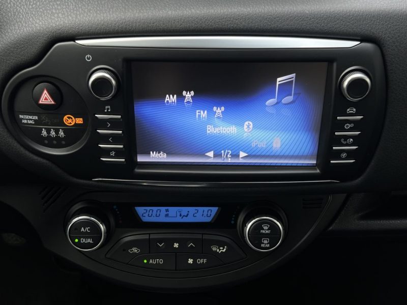 TOYOTA YARIS 3 III PHASE 2 1.5 VVTi 111 cv 5 PORTES / ECRAN TACTILE BVM6 CRIT AIR 1 - GARANTIE 1 AN