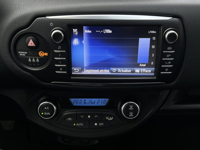 TOYOTA YARIS 3 III PHASE 2 1.5 VVTi 111 cv 5 PORTES / ECRAN TACTILE BVM6 CRIT AIR 1 - GARANTIE 1 AN