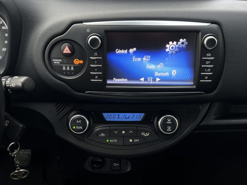 TOYOTA YARIS 3 III PHASE 2 1.5 VVTi 111 cv 5 PORTES / ECRAN TACTILE BVM6 CRIT AIR 1 - GARANTIE 1 AN