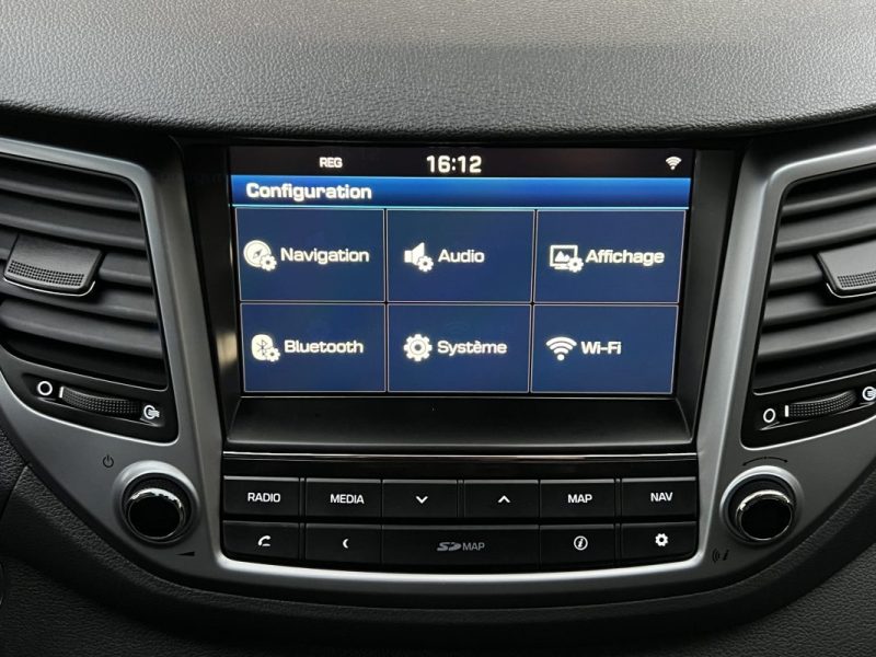 HYUNDAI TUCSON 3 III EXECUTIVE 2.0 CRDI 136 Cv 2WD TOIT OUVRANT CUIR GPS ATTELAGE - GARANTIE 1 AN