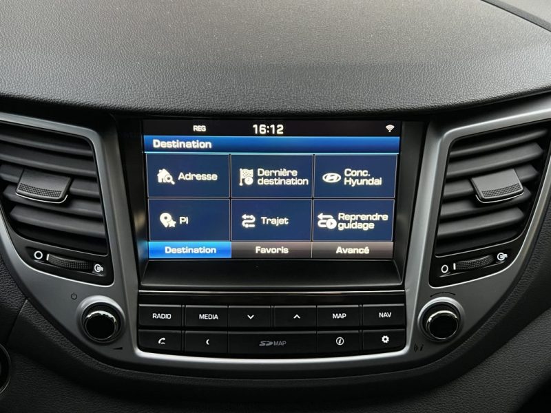 HYUNDAI TUCSON 3 III EXECUTIVE 2.0 CRDI 136 Cv 2WD TOIT OUVRANT CUIR GPS ATTELAGE - GARANTIE 1 AN