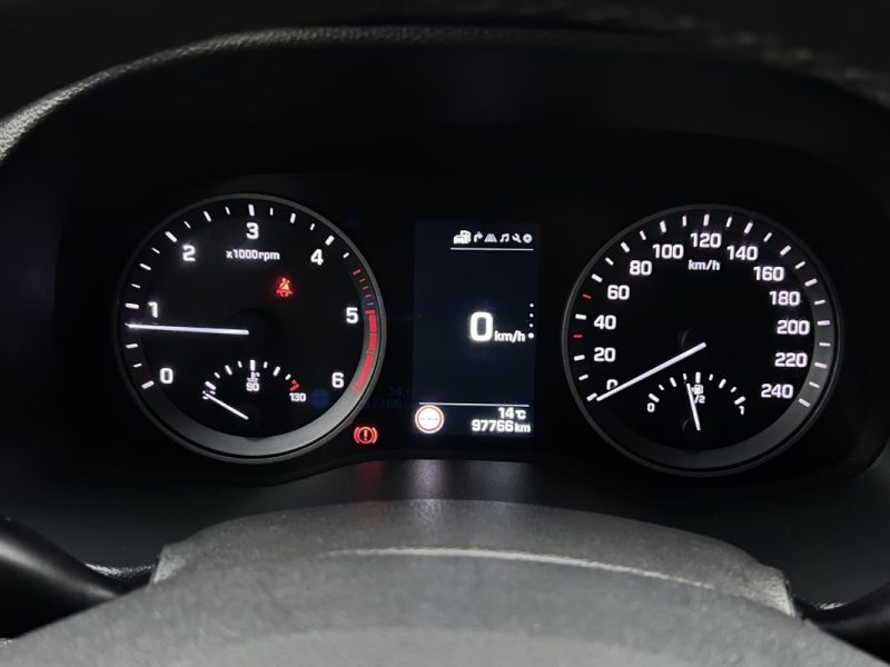 HYUNDAI TUCSON 3 III EXECUTIVE 2.0 CRDI 136 Cv 2WD TOIT OUVRANT CUIR GPS ATTELAGE - GARANTIE 1 AN