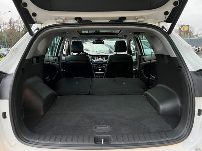 HYUNDAI TUCSON 3 III EXECUTIVE 2.0 CRDI 136 Cv 2WD TOIT OUVRANT CUIR GPS ATTELAGE - GARANTIE 1 AN