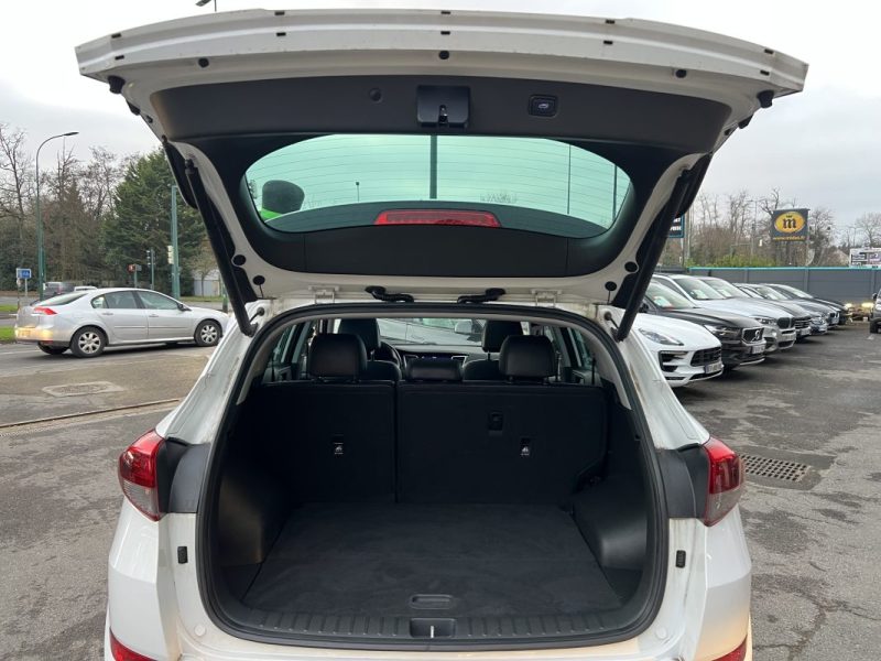 HYUNDAI TUCSON 3 III EXECUTIVE 2.0 CRDI 136 Cv 2WD TOIT OUVRANT CUIR GPS ATTELAGE - GARANTIE 1 AN