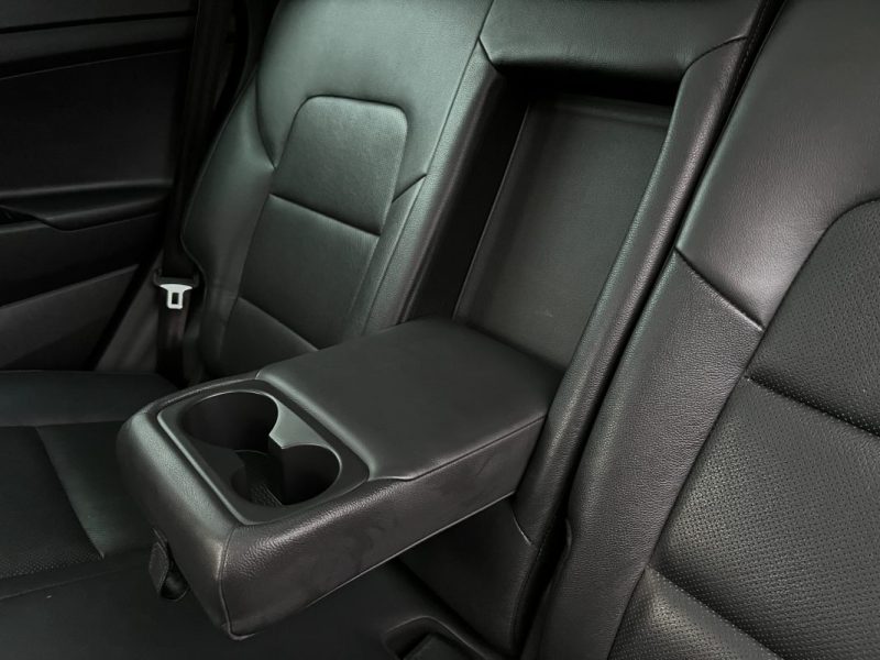 HYUNDAI TUCSON 3 III EXECUTIVE 2.0 CRDI 136 Cv 2WD TOIT OUVRANT CUIR GPS ATTELAGE - GARANTIE 1 AN