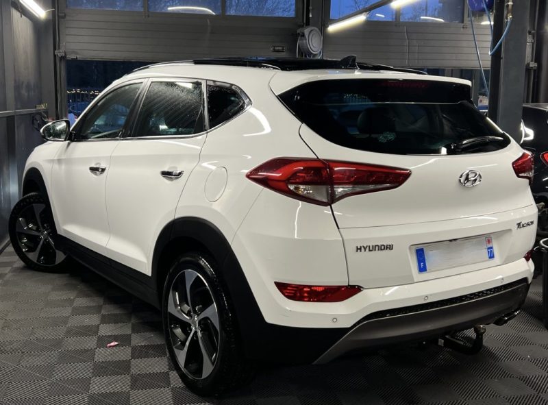 HYUNDAI TUCSON 3 III EXECUTIVE 2.0 CRDI 136 Cv 2WD TOIT OUVRANT CUIR GPS ATTELAGE - GARANTIE 1 AN