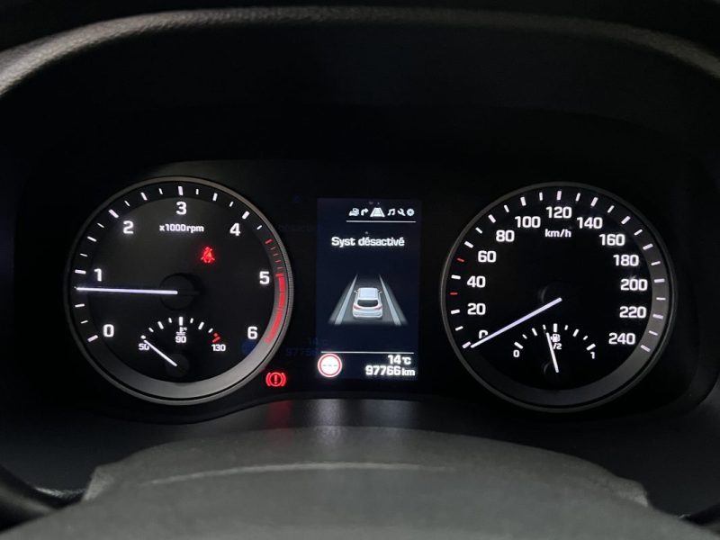 HYUNDAI TUCSON 3 III EXECUTIVE 2.0 CRDI 136 Cv 2WD TOIT OUVRANT CUIR GPS ATTELAGE - GARANTIE 1 AN