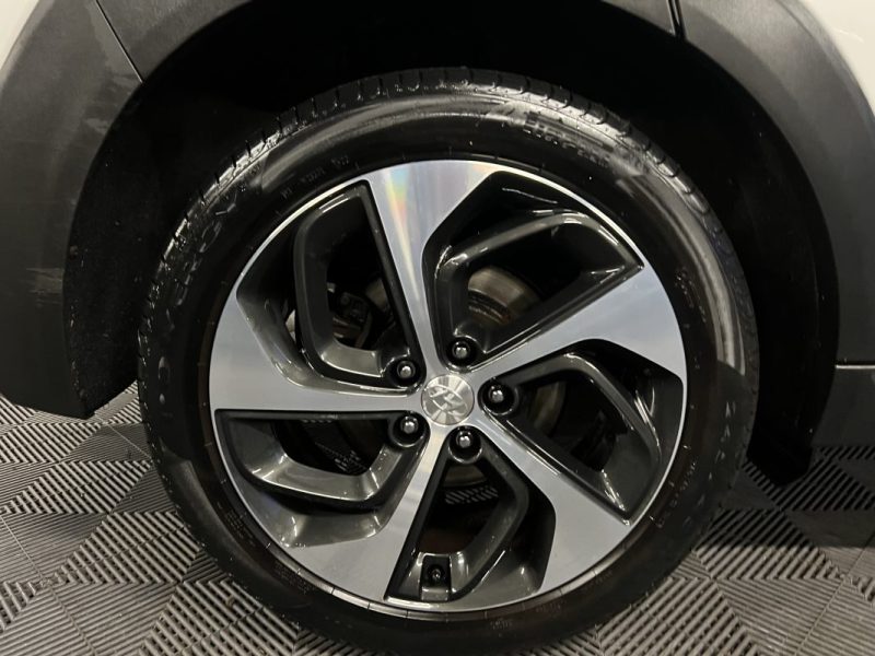 HYUNDAI TUCSON 3 III EXECUTIVE 2.0 CRDI 136 Cv 2WD TOIT OUVRANT CUIR GPS ATTELAGE - GARANTIE 1 AN