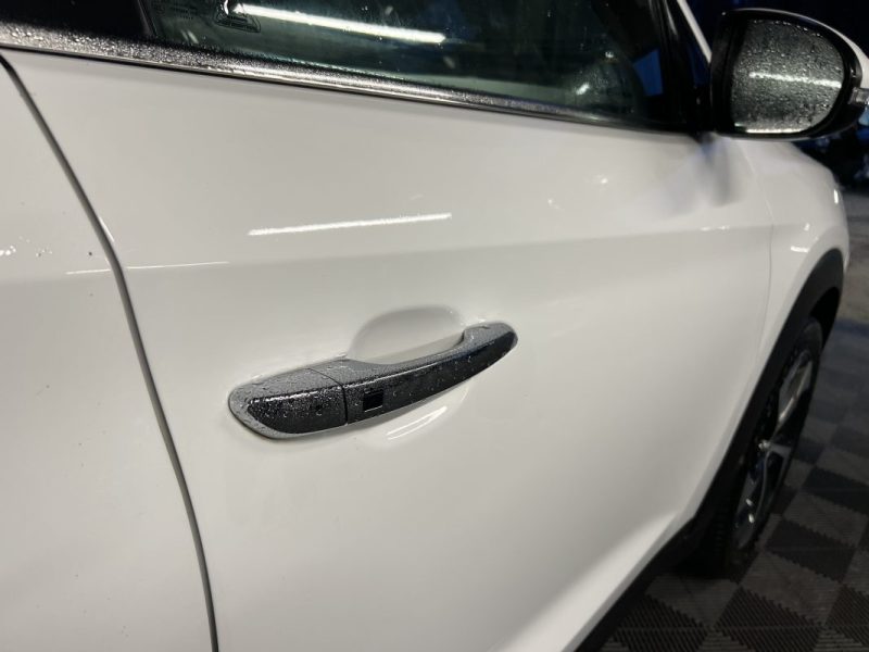 HYUNDAI TUCSON 3 III EXECUTIVE 2.0 CRDI 136 Cv 2WD TOIT OUVRANT CUIR GPS ATTELAGE - GARANTIE 1 AN