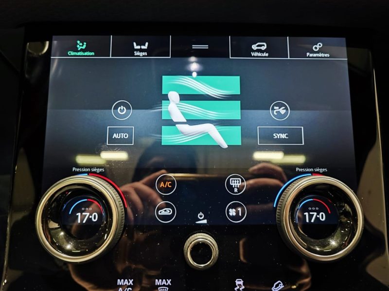 LAND ROVER RANGE ROVER VELAR 2.0D 240 TURBO R-DYNAMIC *** FULL ENTRETIEN CONSTRUCTEUR***