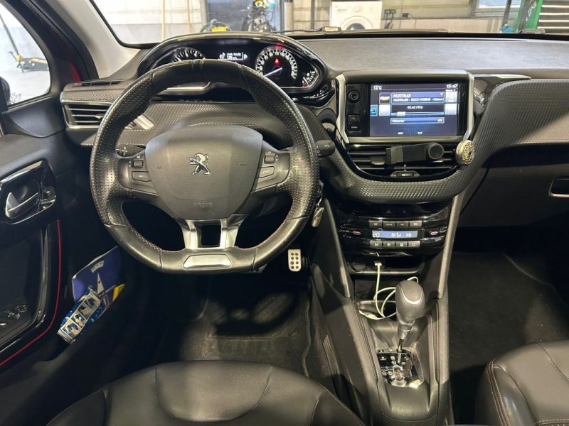 PEUGEOT 208 1.2 PURETECH 110 GT LINE EAT6 DISTRIBUTION NEUVE