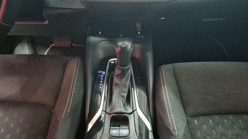 TOYOTA  COROLLA TOURING SPORTS 122cv DYNAMIC BUSINESS 2023/1 ERE MAIN/TVA RECUPERABLE