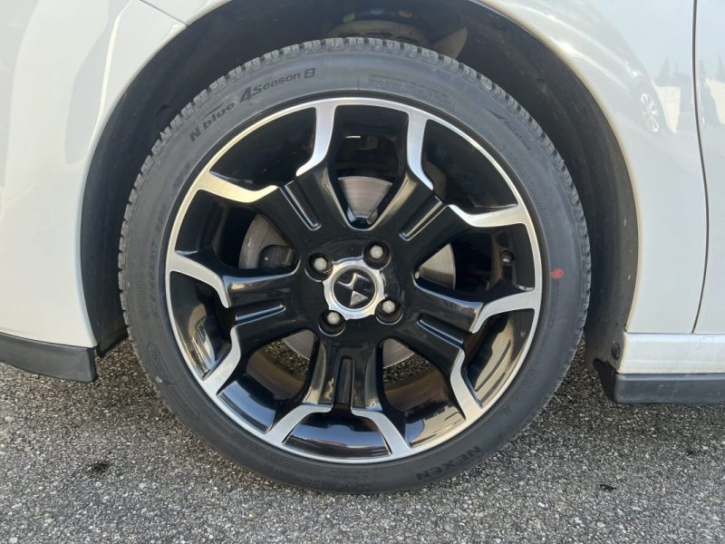 CITROEN DS3 SPORT CHIC 165CV 