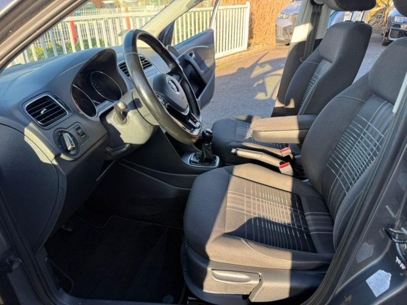 VOLKSWAGEN POLO 5 LOUNGE BLUEMOTION TECH 2015