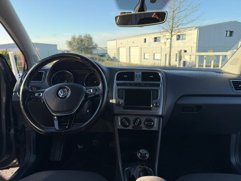 VOLKSWAGEN POLO 5 LOUNGE BLUEMOTION TECH 2015