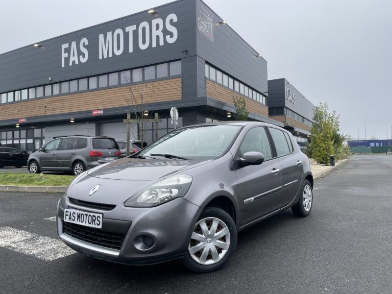 Renault Clio 3 1.2 16V 75ch – Distribution + Embrayage neufs