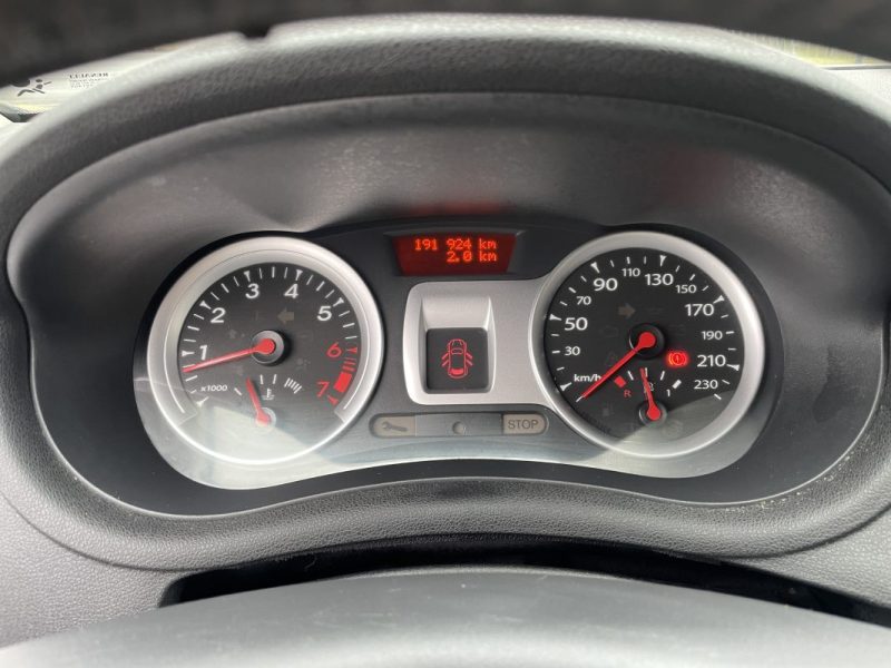 Renault Clio 3 1.2 16V 75ch – Distribution + Embrayage neufs
