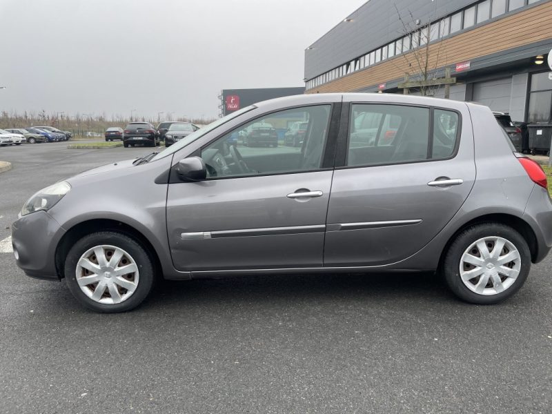 Renault Clio 3 1.2 16V 75ch – Distribution + Embrayage neufs