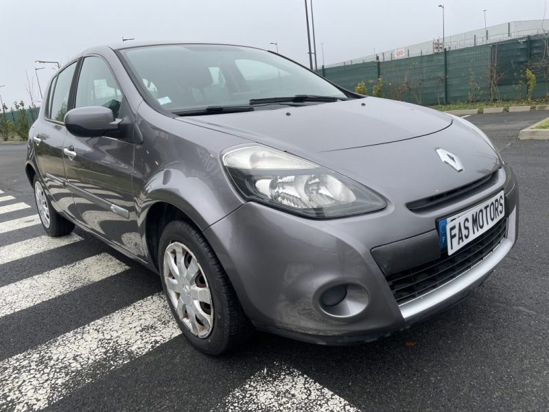 Renault Clio 3 1.2 16V 75ch – Distribution + Embrayage neufs