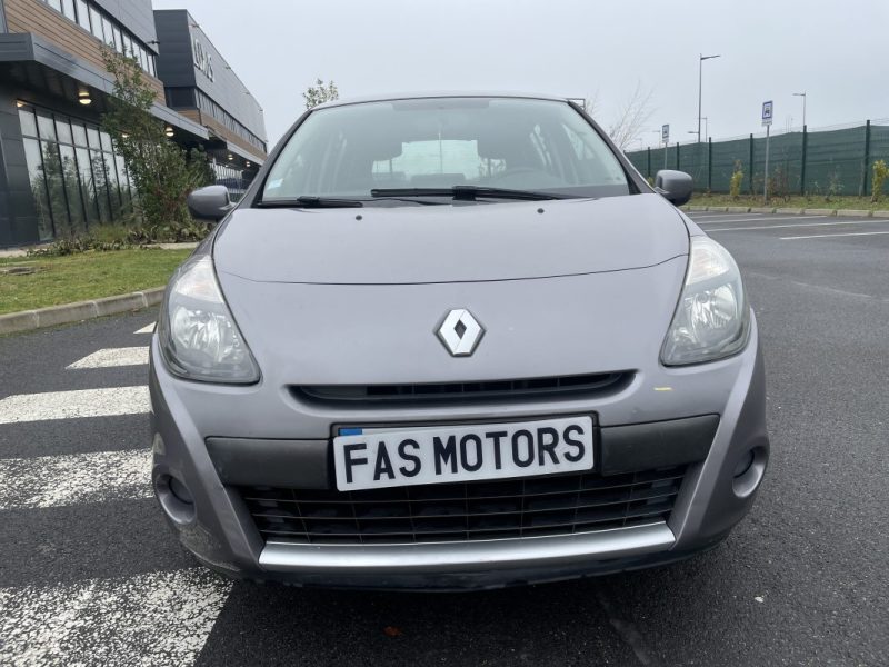 Renault Clio 3 1.2 16V 75ch – Distribution + Embrayage neufs