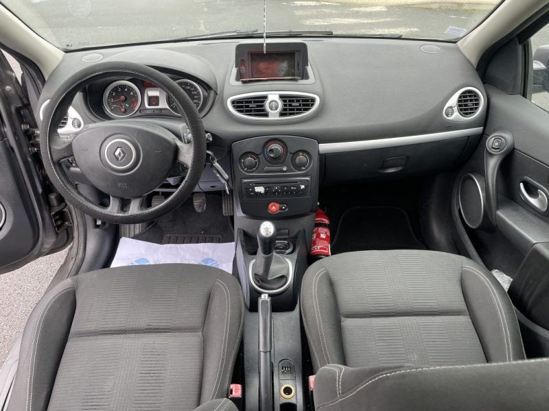 Renault Clio 3 1.2 16V 75ch – Distribution + Embrayage neufs