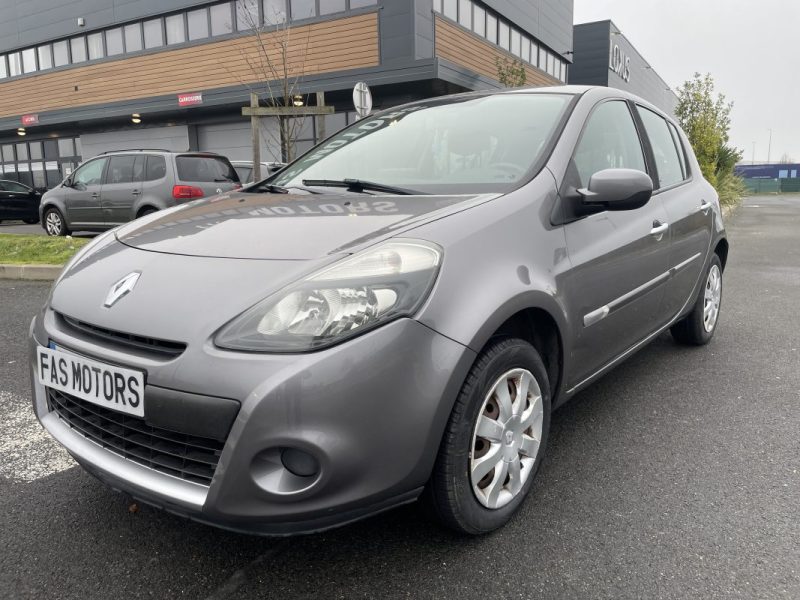 Renault Clio 3 1.2 16V 75ch – Distribution + Embrayage neufs