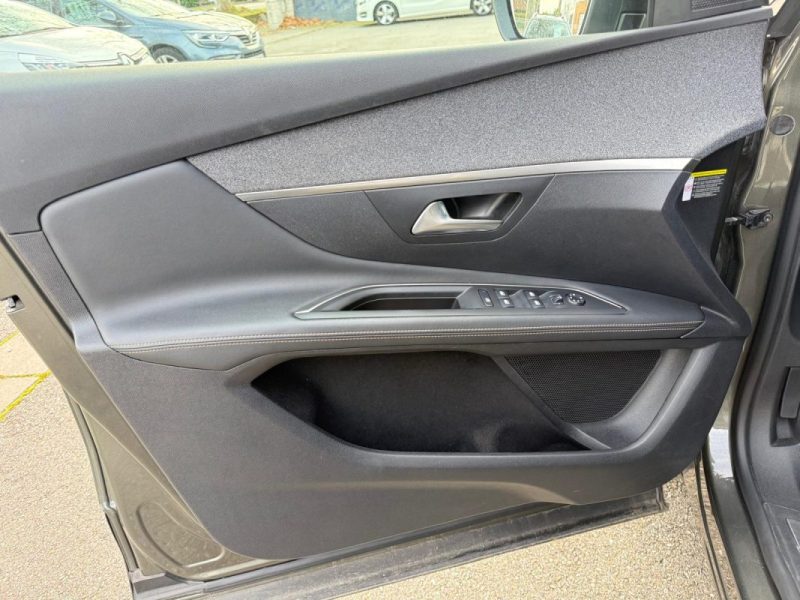 PEUGEOT 3008 1.5 BLUE HDI 130 CV GT-LINE 